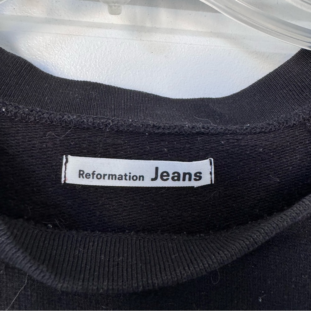 Reformation rio crew sweatshirt in black